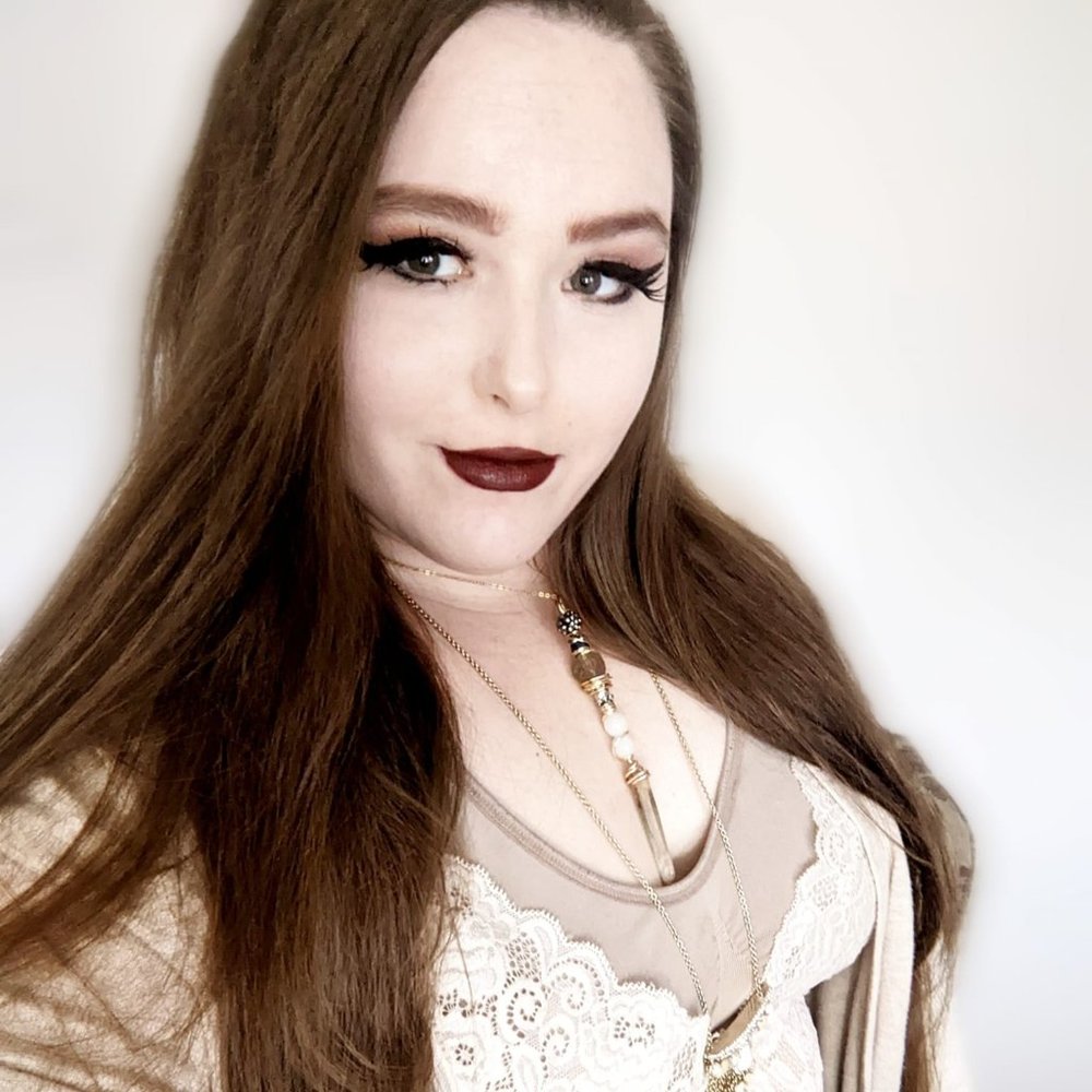 Meet your Posher, Hayley